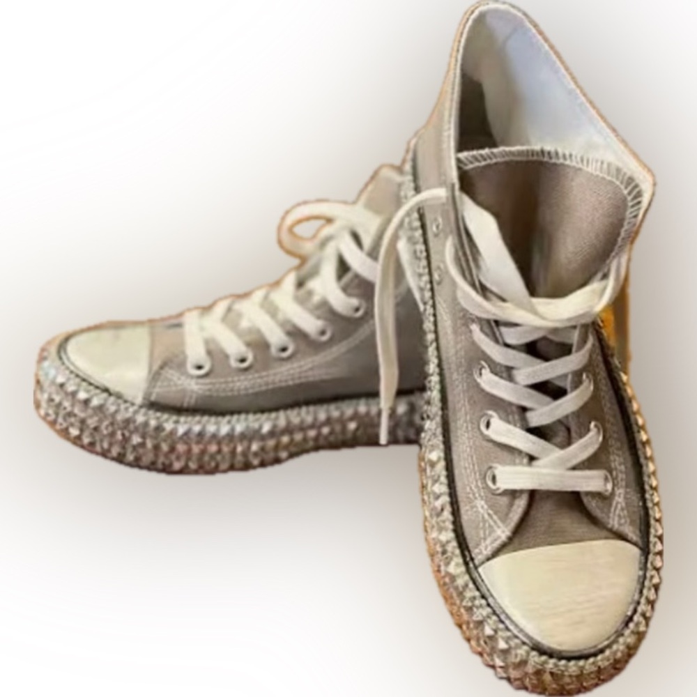 NWT High-Top Sneakers Golden Goose Vibes!